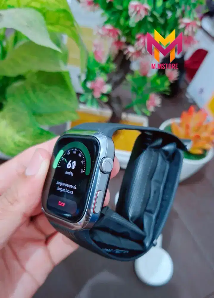 Huawei Watch D2 Tensi smartwatch
bisa test tensi langsung di jam