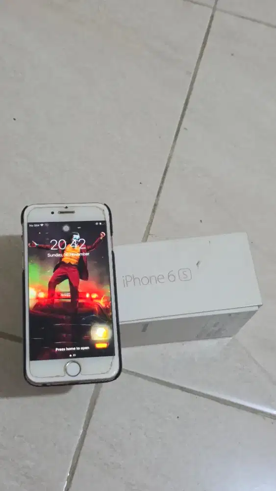 Jual Santai: iPhone 6s 64gb - Siap Pakai, Harga Pas!