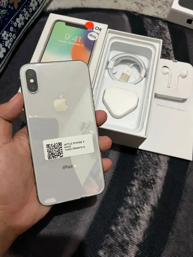 iPhone X 64Gb iBox