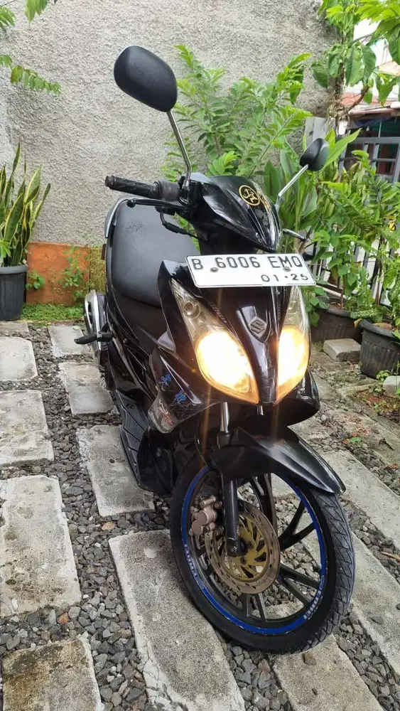 Suzuki Skywave 125 Night Rider (NR)