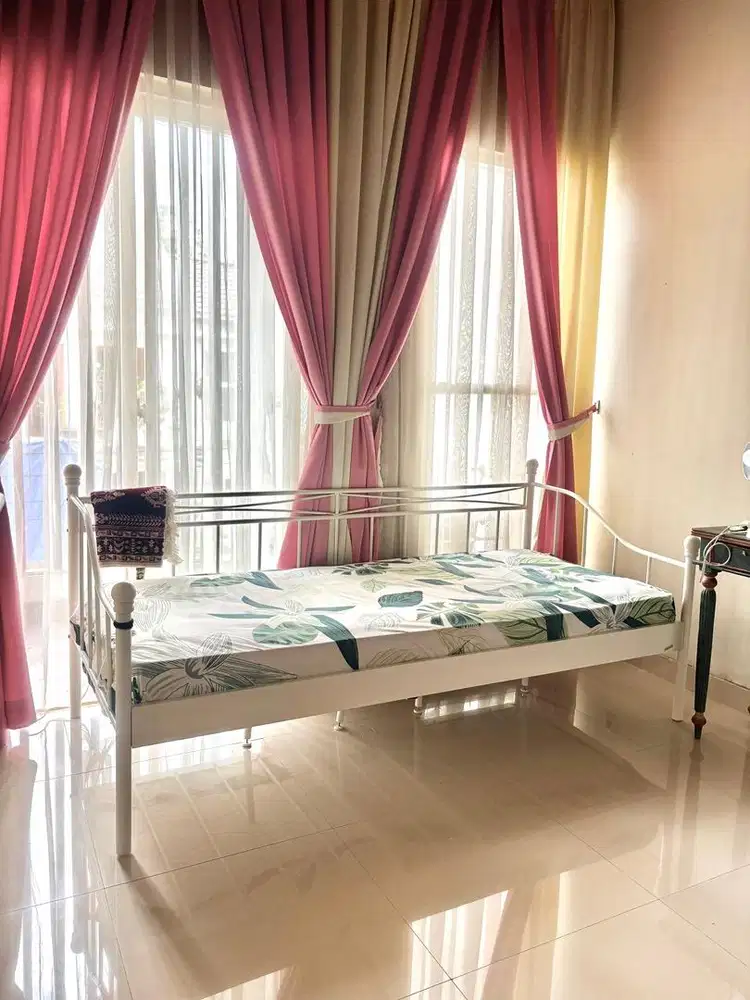 Daybed/Kasur Minimalis