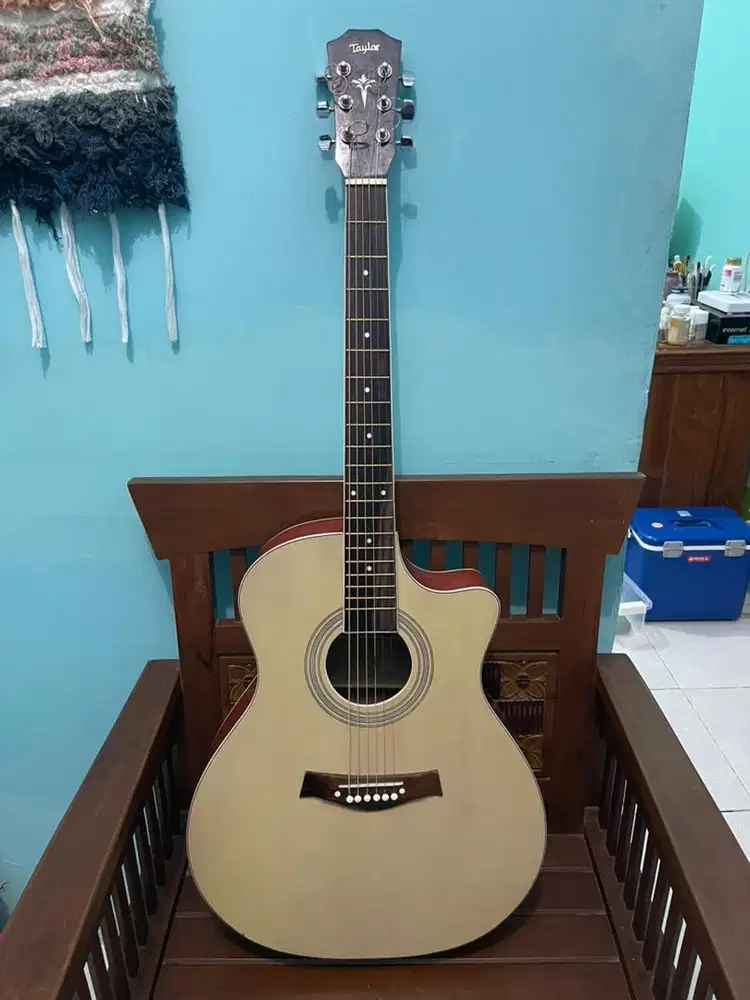 Gitar String Like New