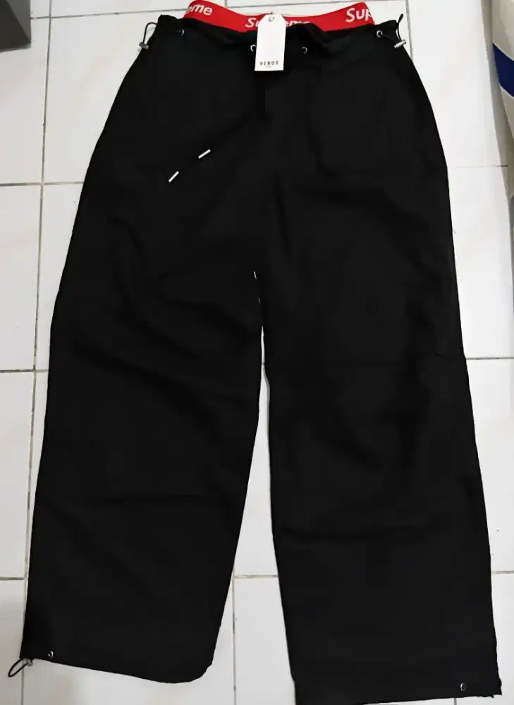 Baggy Pants Venus (brand bangkok)