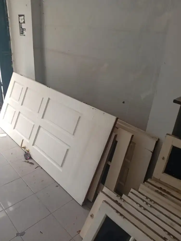 Jendela kaca x daun pintu x kusen