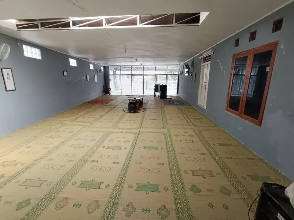 RUMAH BESAR COCOK UNTUK KANTOR DI JALAN GODEAN KM 7, SIDOARUM, GODEAN, SLEMAN, JOGJA