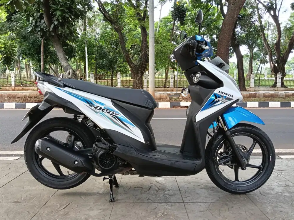 DIJUAL CASH HONDA BEAT CW CBS FI THN 2015 PAJAK IDUP SIAP PAKAI