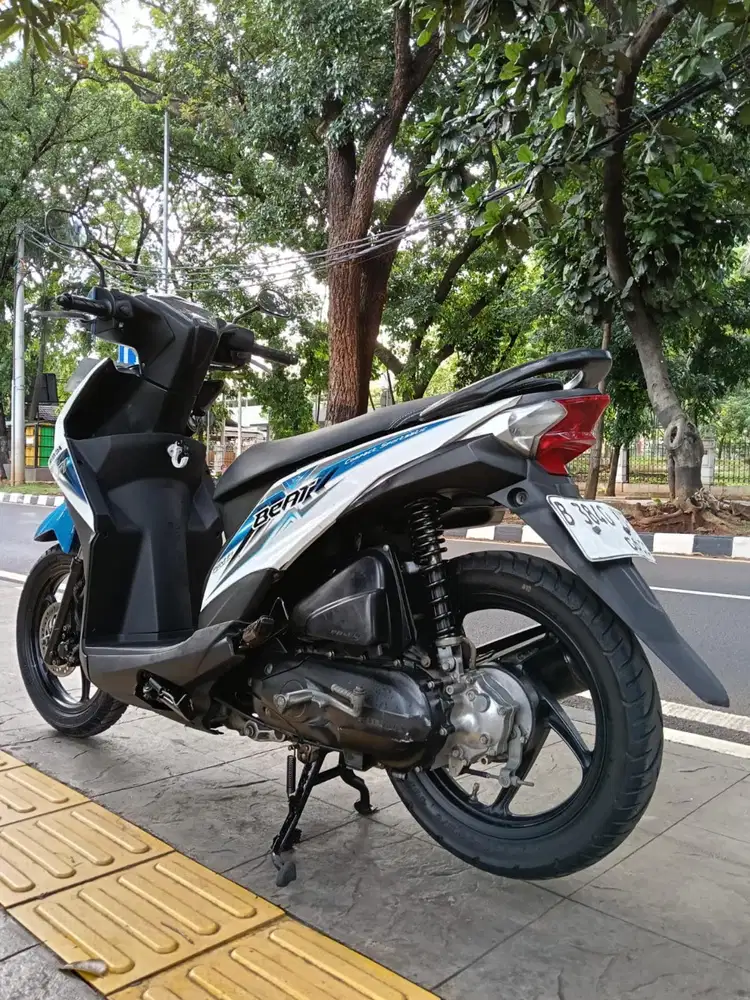 DIJUAL CASH HONDA BEAT ECO CBS FI THN 2015 PAJAK IDUP SIAP PAKAI