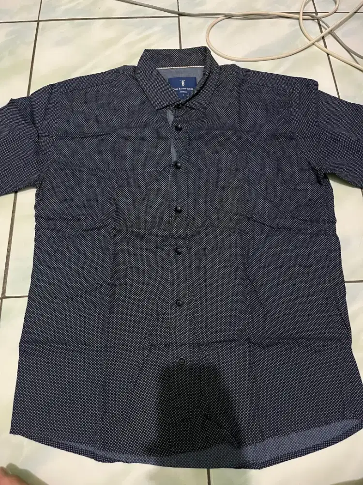 Kemeja Lengan Pendek Pria