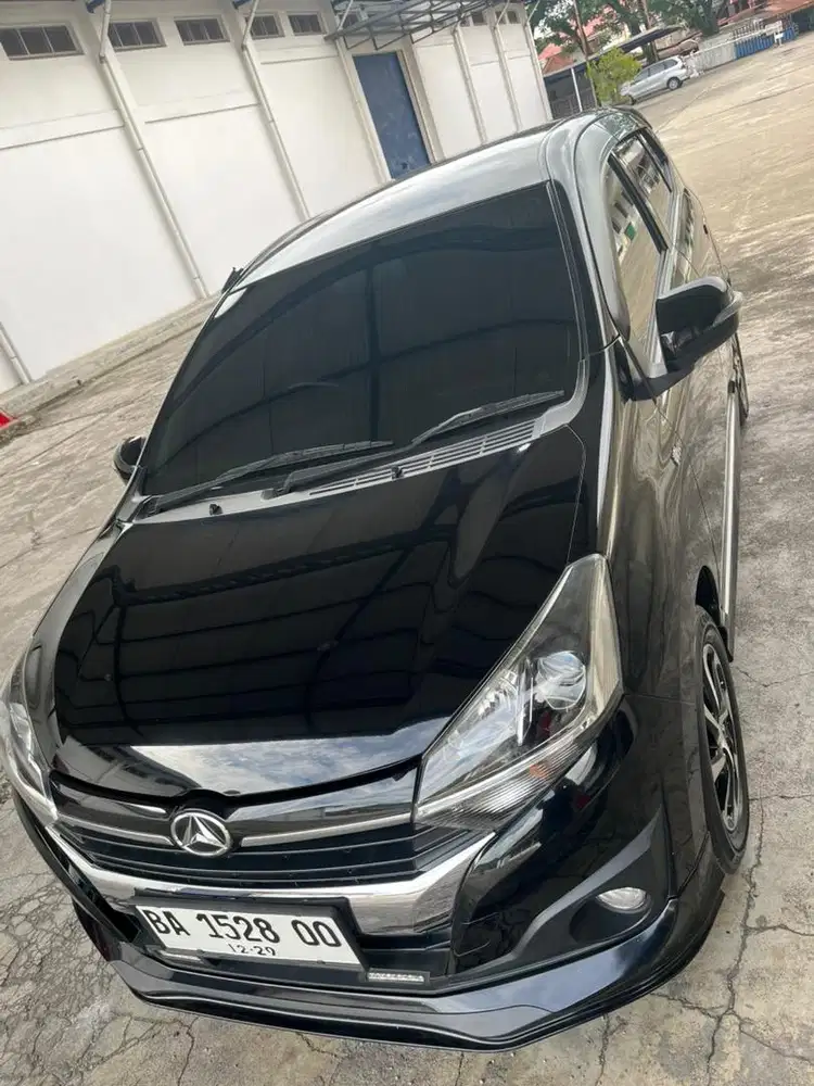 Daihatsu Ayla 1.2 R Deluxe