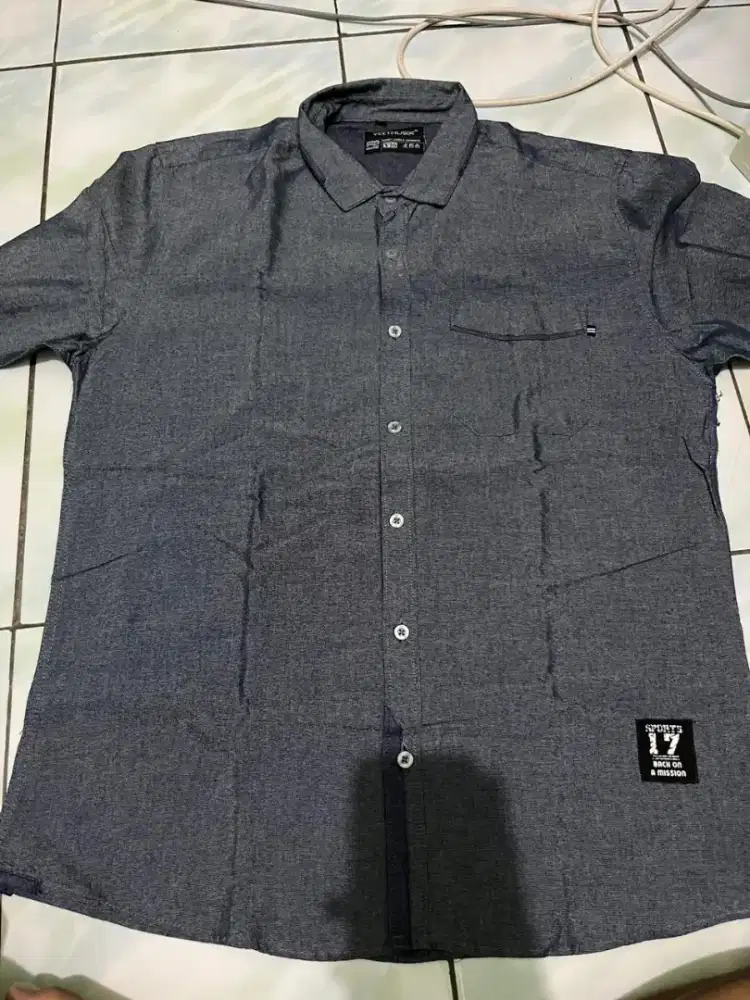 Kemeja Lengan Pendek Pria