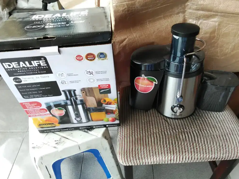 Blender buah besar merk IDEALIFE