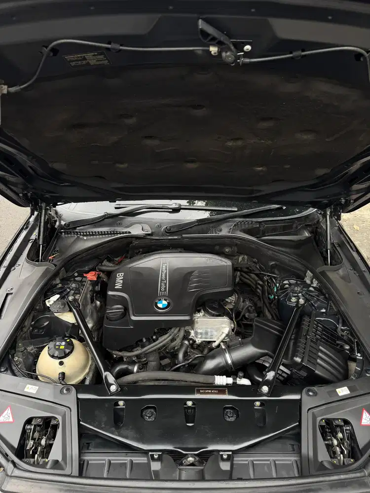 BMW 520i 2015 Bensin