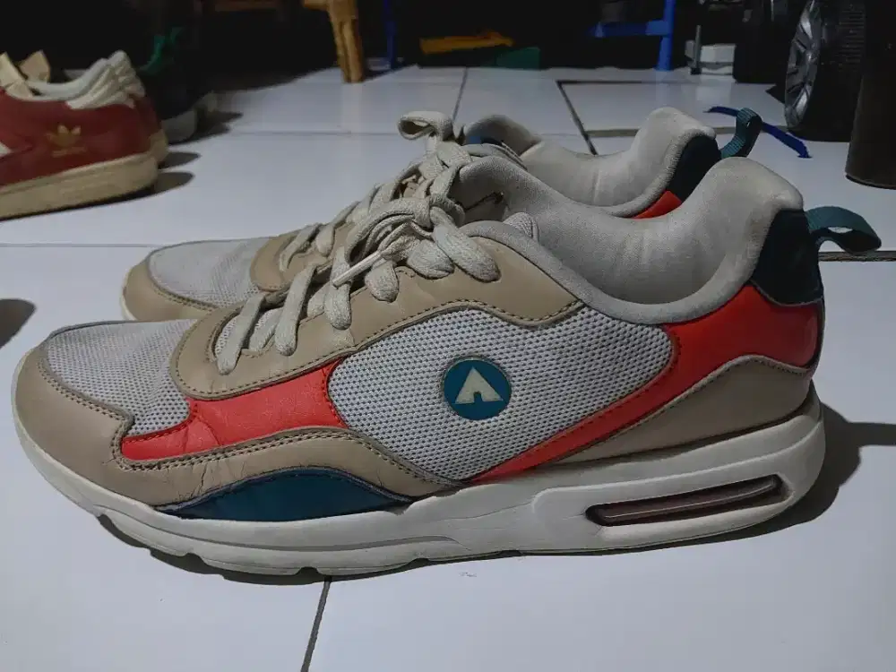 Sepatu Airwalk Second