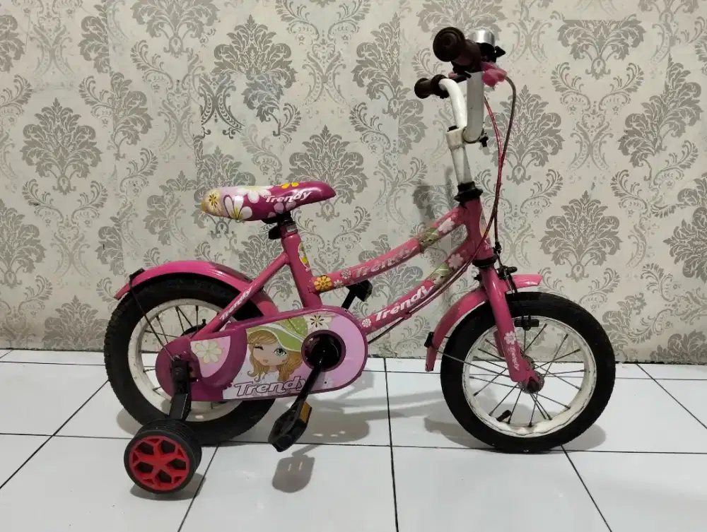 Sepeda anak ukuran 12 untuk balita