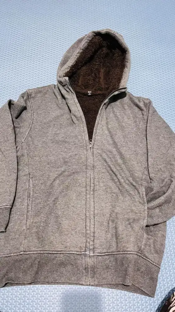 SWEATER UNIQLO SERPA UK M