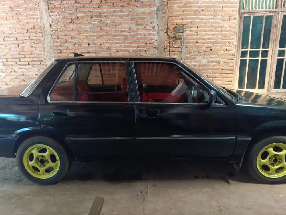 Jual Mobil Honda Civic Wonder 1987 tipe sedan
