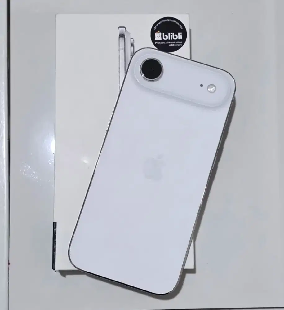 iPhone 17 Air White 256GB Fullset Garansi Resmi Proteksi 2 Tahun