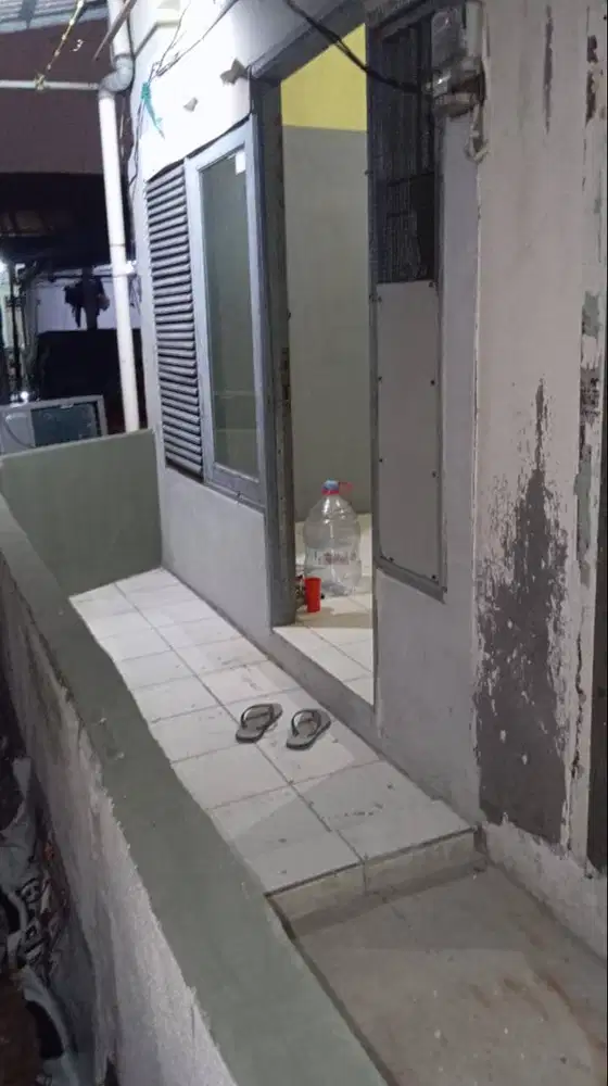 JUAL RUMAH DAERAH AMPERA PASAR MINGGU