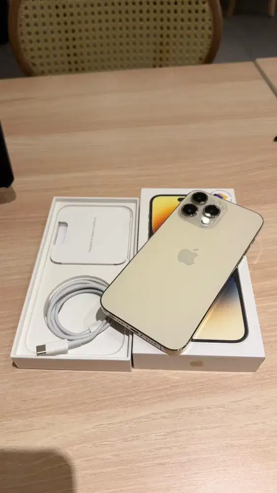 IPHONE 14 PROMAX GOLD