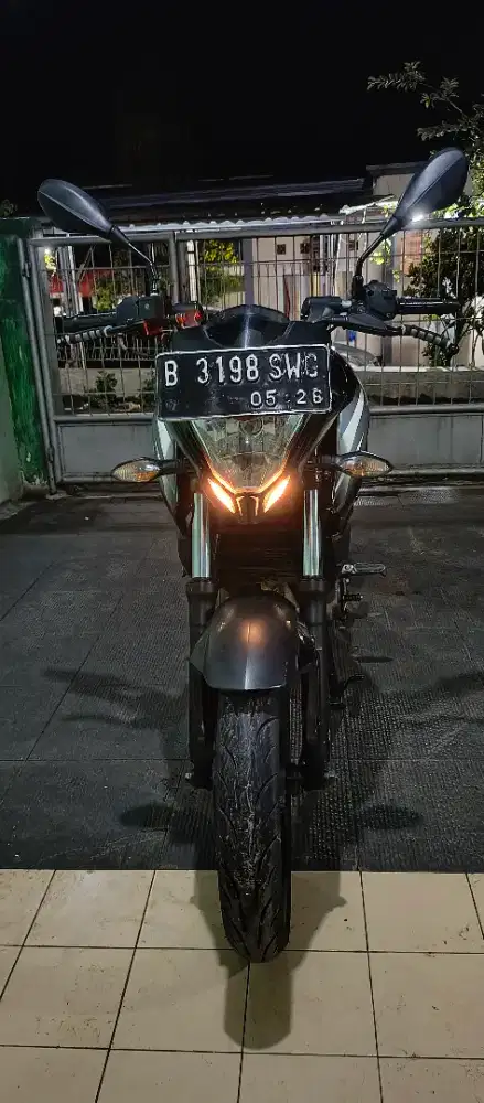 Kawasaki Pulsar NS 200 Black