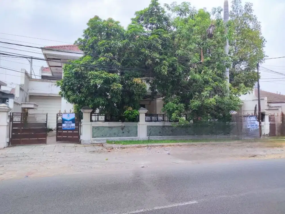 Manyar Rejo, rumah mewah, kokoh