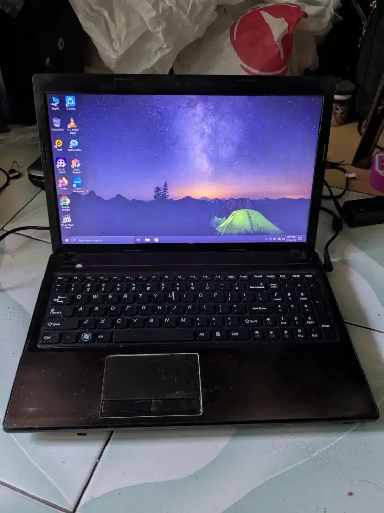 Laptop Lenovo G580 Core I3 Ram 4 Normalan Minus Layar Ada Baret Dikit