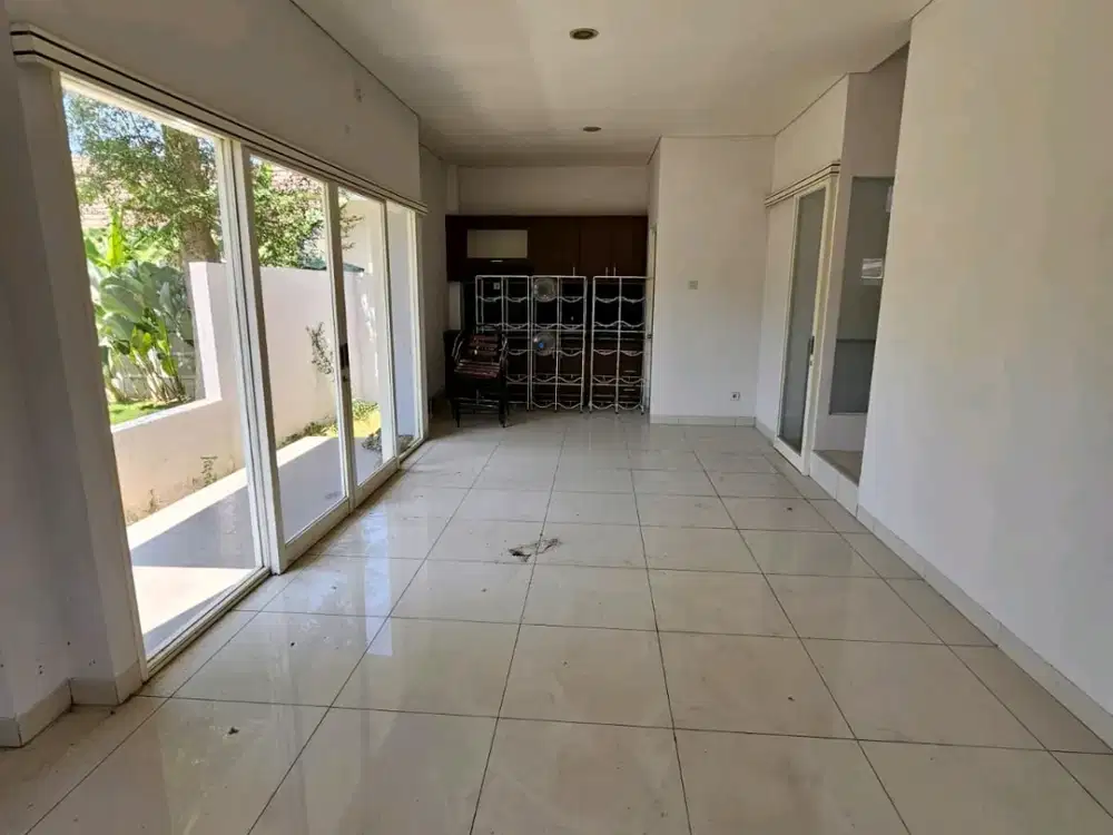 Rumah 3lt Lahuripan Nirwana Belakang Aston Hotel