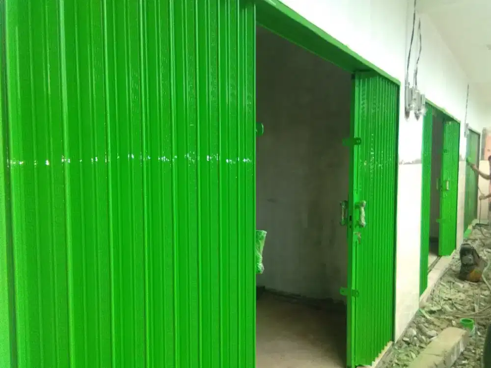 Pintu folding gate rolling door