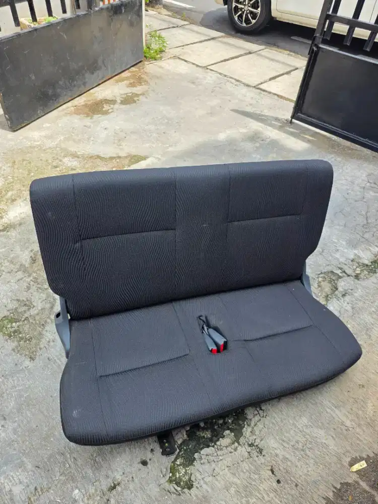 Jok Bangku Belakang Sigra