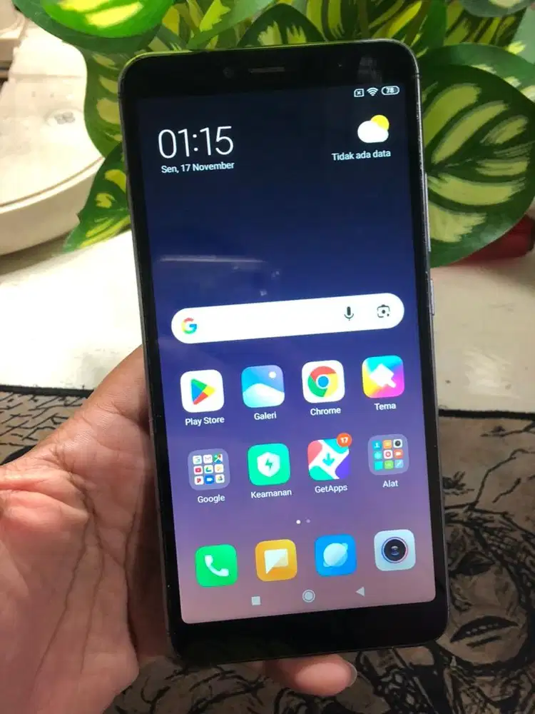 Redmi s2 3/32 bekas layak pakai