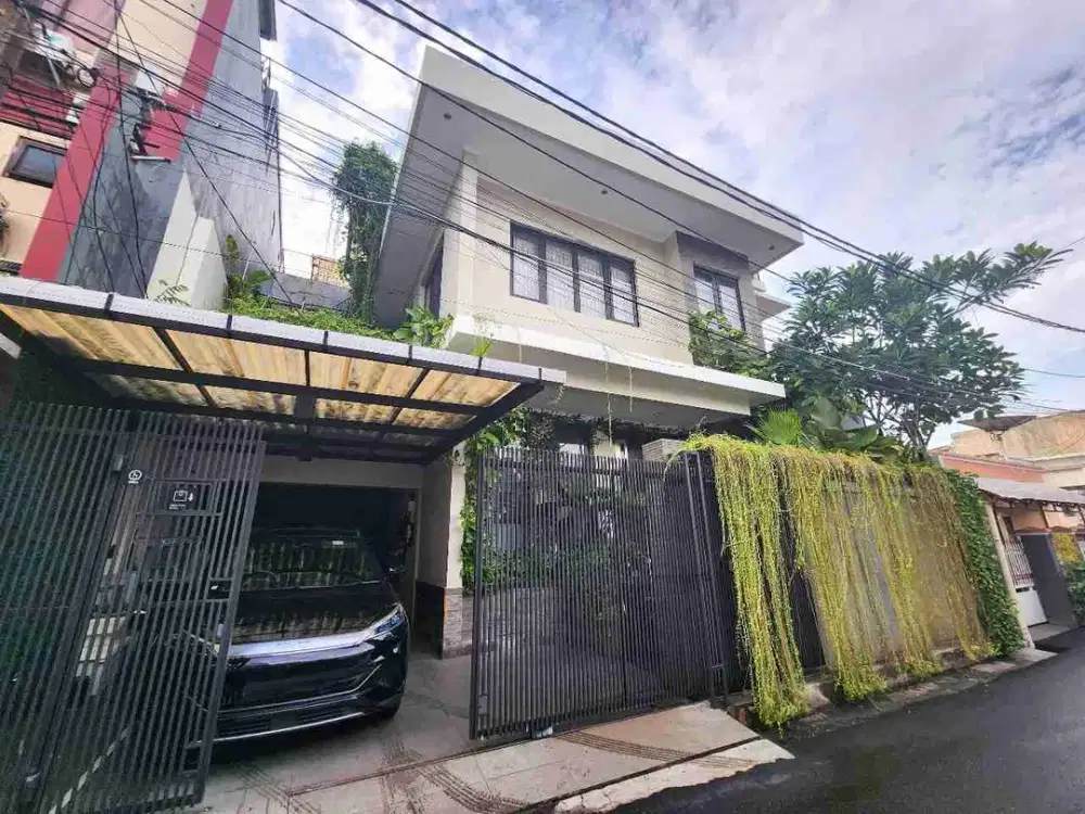 Rumah Mewah 2 Lantai Strategis & Best Viiew di Jakarta Barat
