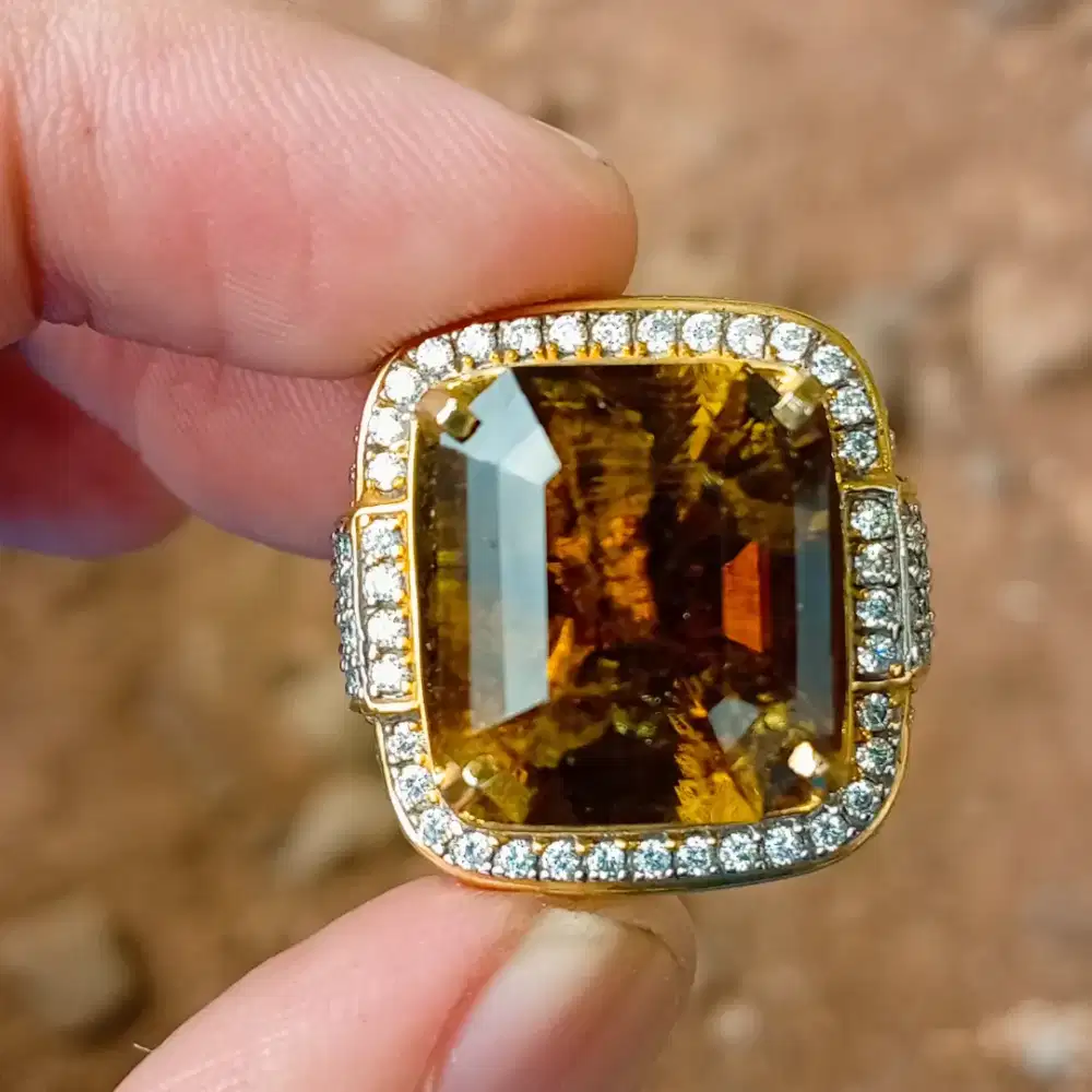 Dravit Tourmaline 20.2 ct memo GRI