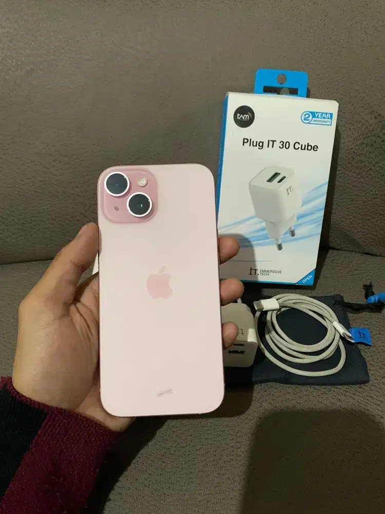 Iphone 15 Pink by Ibox