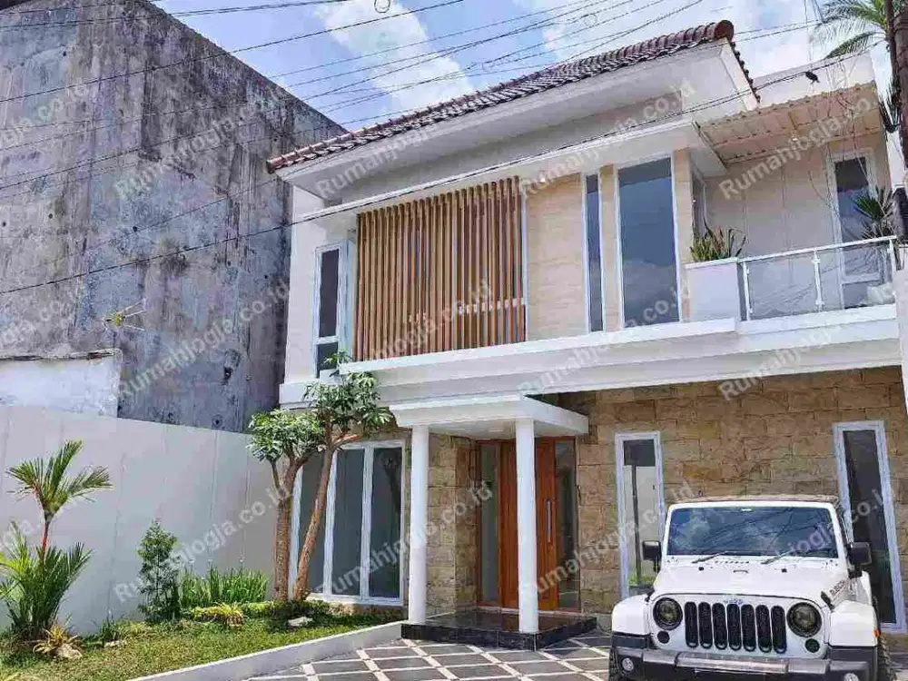 rumah baru siap huni palagan KM 7 dekat hotel hyatt