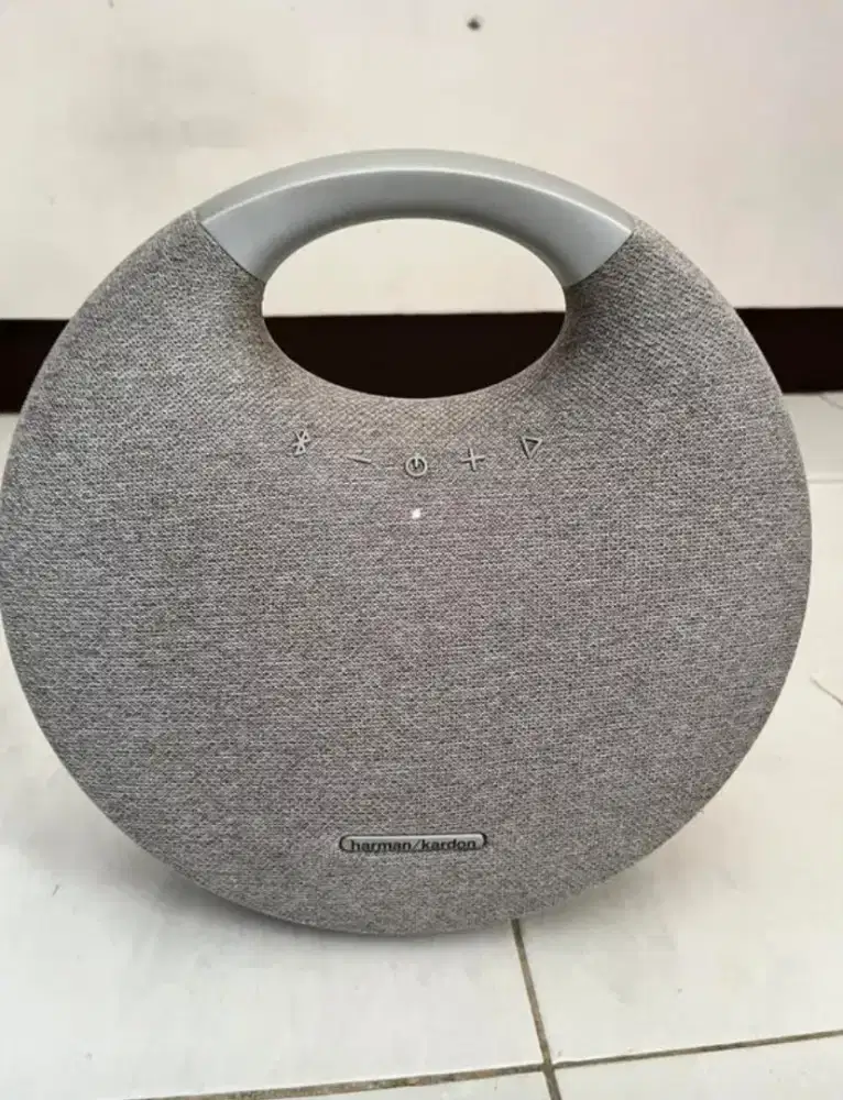 Harman Kardon Onyx Studio 5