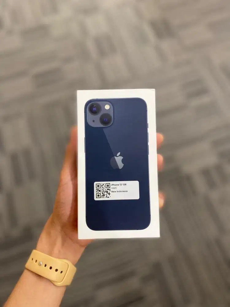 iPhone 13 128GB Midnight New resmi indonesia Garansi 1 Tahun