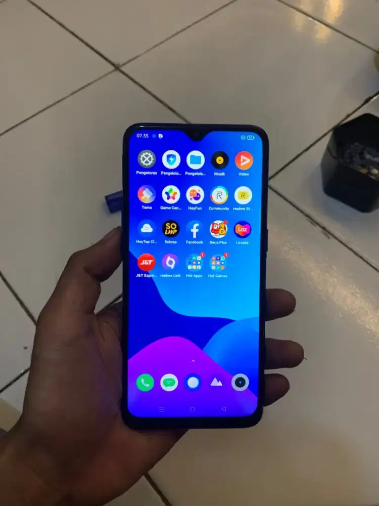 realme 3 pro 4/64