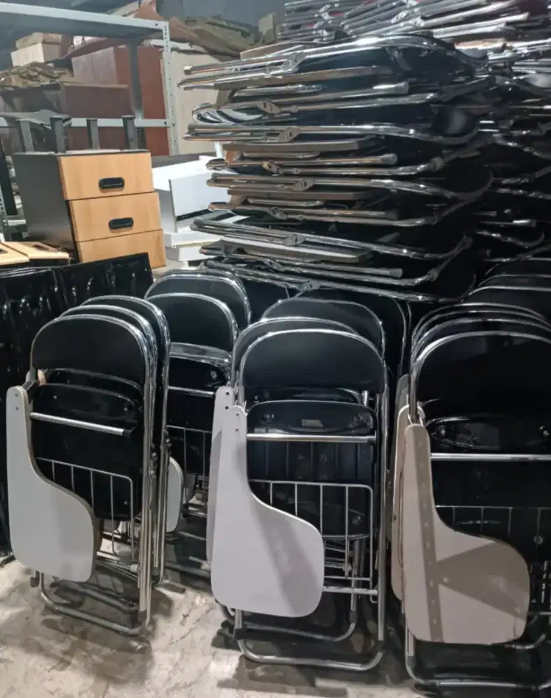 Kursi Kampus Second Kondisi 95%