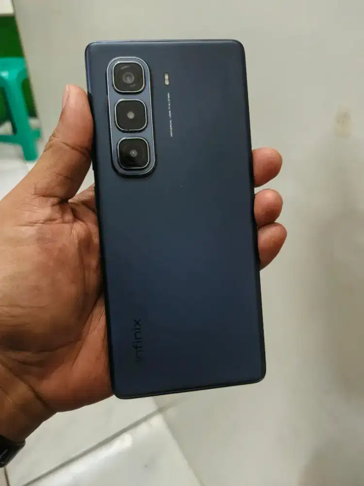 Infinix hot 50 pro+ 8/256gb