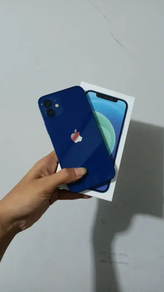 iPhone 12 64gb inter