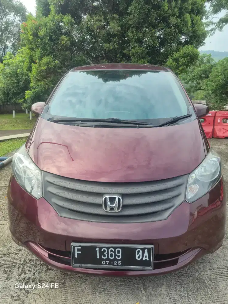 Di Jual Honda Freed SD 2010