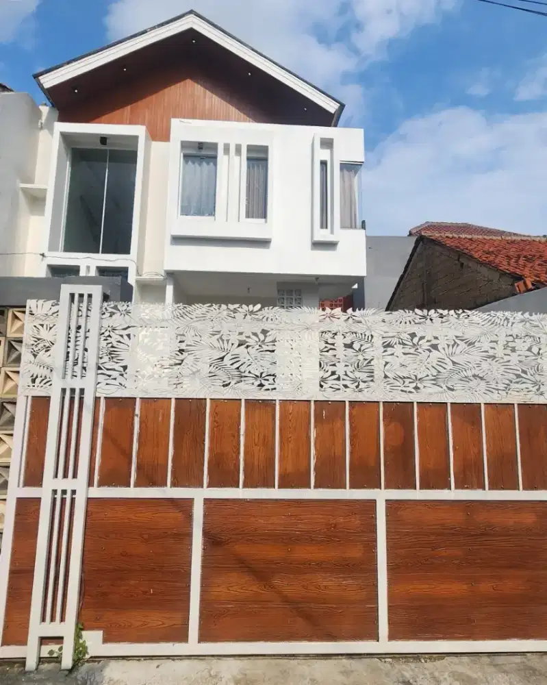 Villa mewah dengan swiming pool dan furnitur lengkap