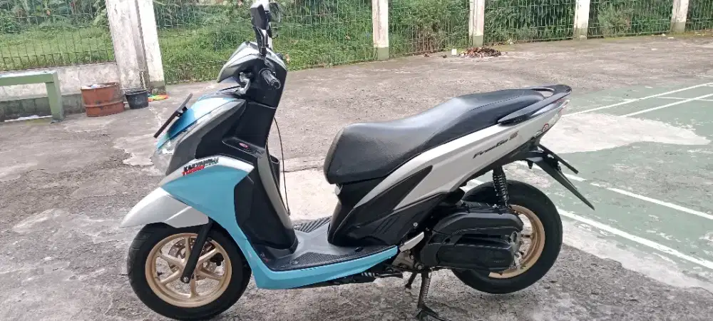 Dijual YAMAHA FREEGO S tahun 2023