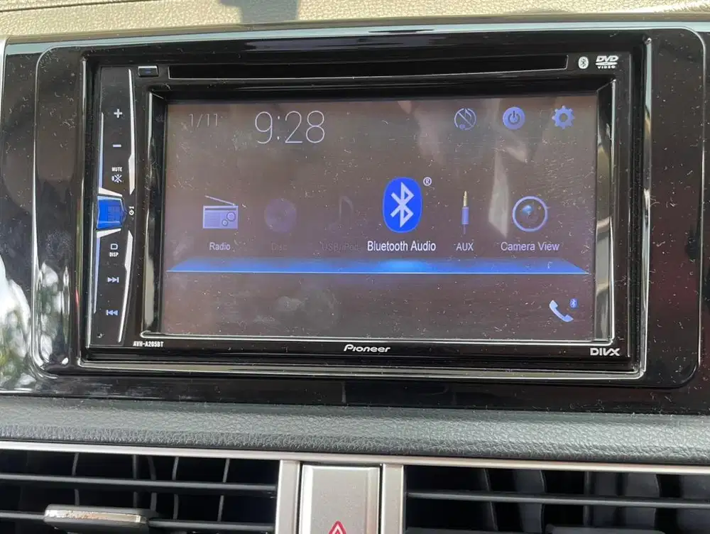 DIJUAL HEAD UNIT PIONEER AVH-A205BT + FRAME