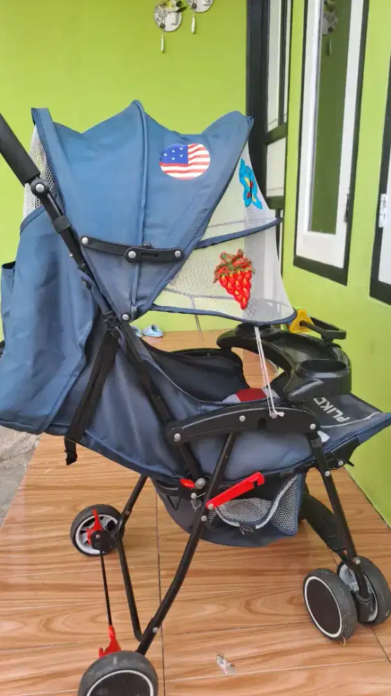 Stroller bayi merk pliko masih bagus