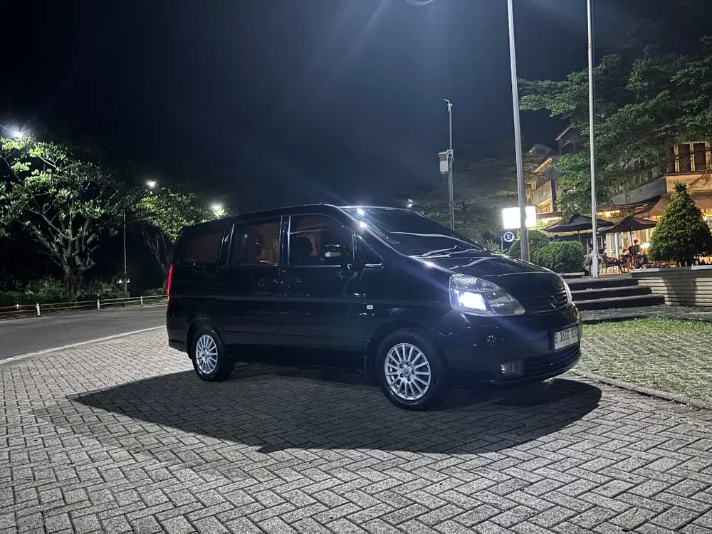 Nissan Serena c24 hws 2012