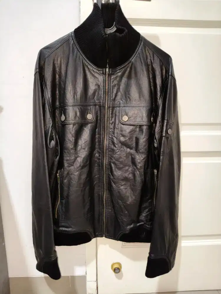 Jaket Kulit Calvin Klein Vintage.