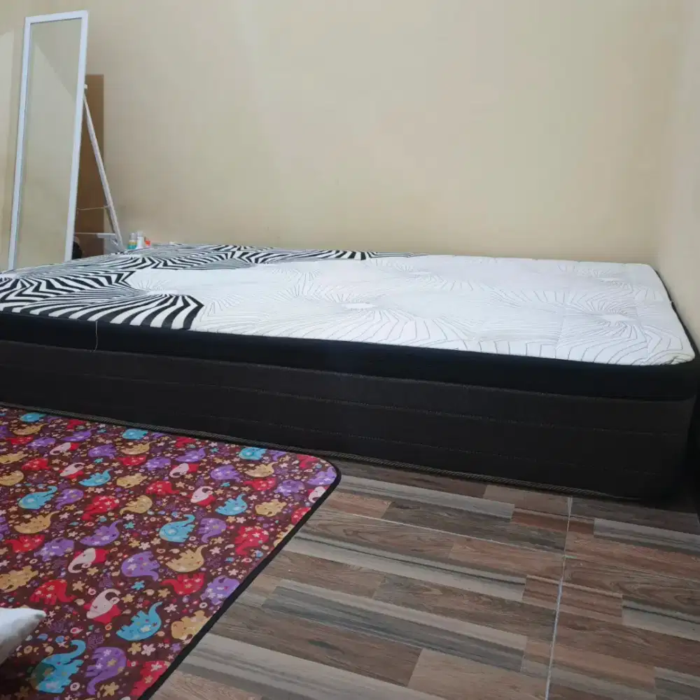 Kasur springbed central sensopedic
