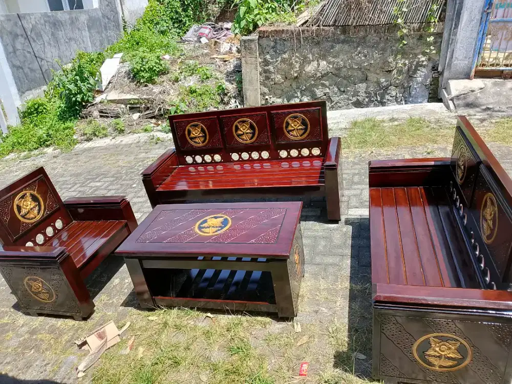 Kursi Domini 2.1.1.1 + Meja Kayu Jati