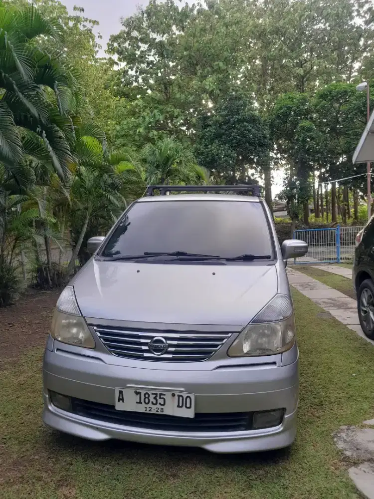 Nissan Serena C24 High Way Star 2012